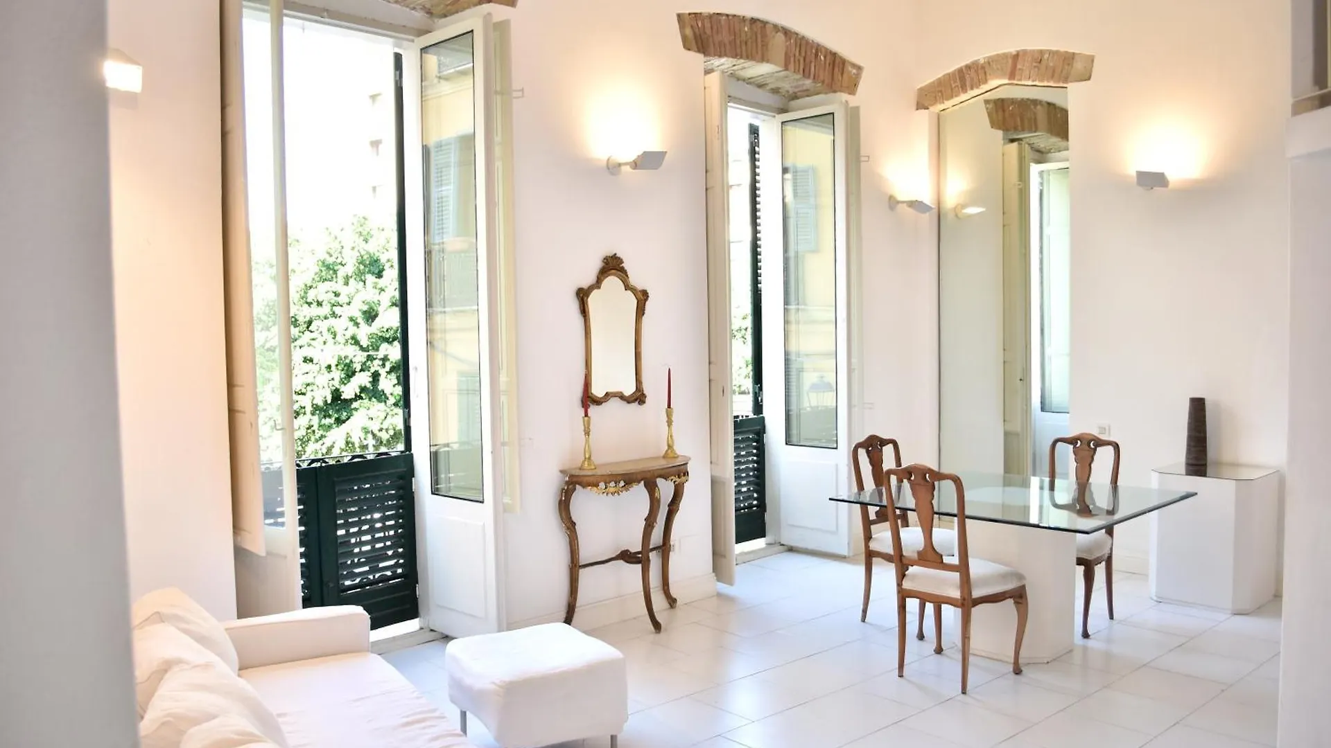 Sinclair , Loft In Center Apartment Cagliari 0*,  Italy