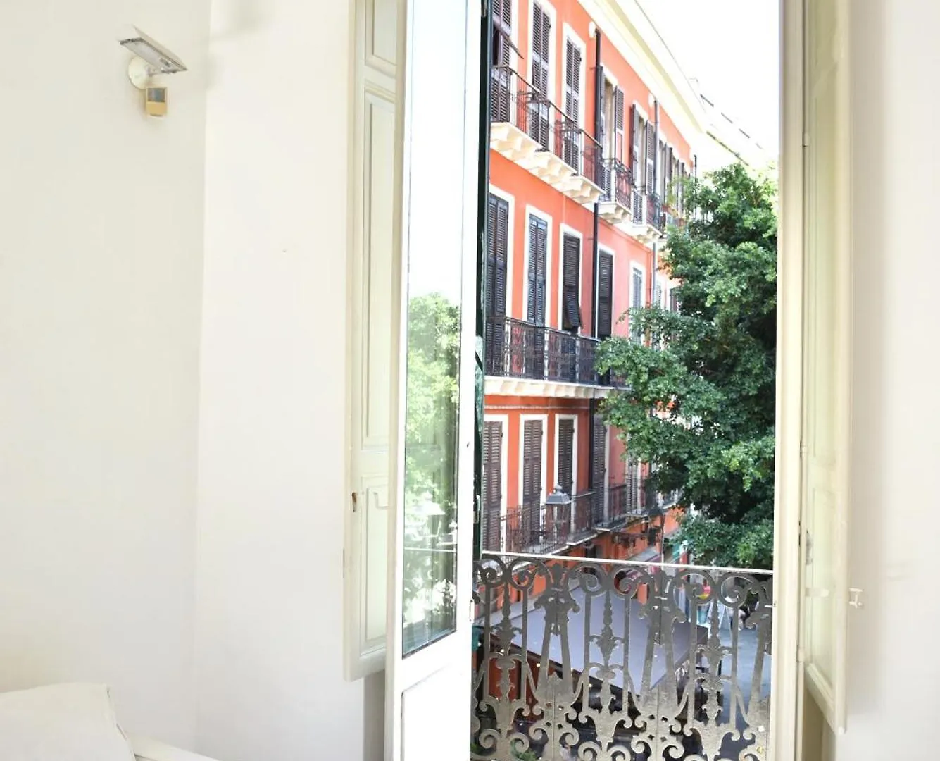 Sinclair , Loft In Center Apartment Cagliari