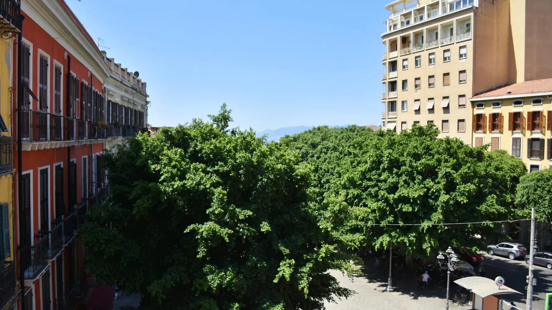 Sinclair , Loft In Center Apartment Cagliari